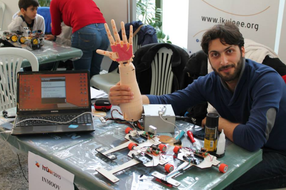 İTÜ Robot Olimpiyatları (İTÜRO) yarışması galeri görseli